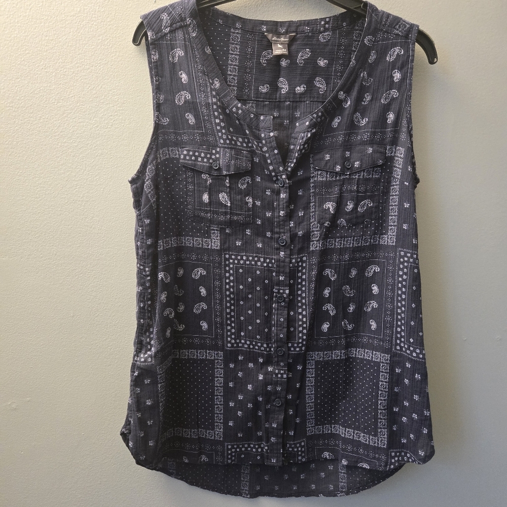 Eddie Bauer Navy Blue Paisley Sleeveless Button-Front Blouse
